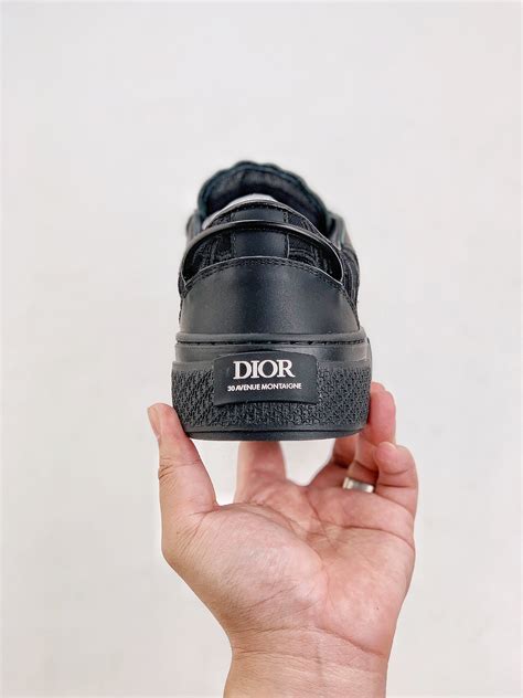 black dior b33|Dior b23 high oblique.